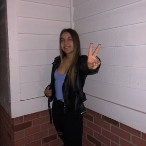 Meet your Posher, Jenni